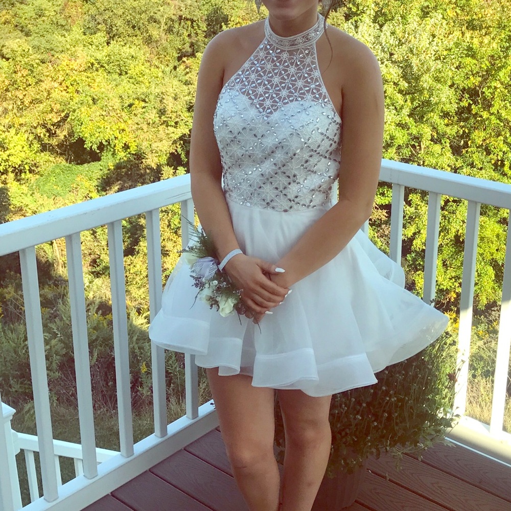 Short white Homecoming/prom dress